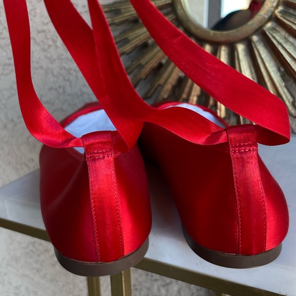 J. CREW Ruby Red Satin Lace Up Ballet Slippers Flats Pointe Shoe Style Flats - Picture 8 of 17
